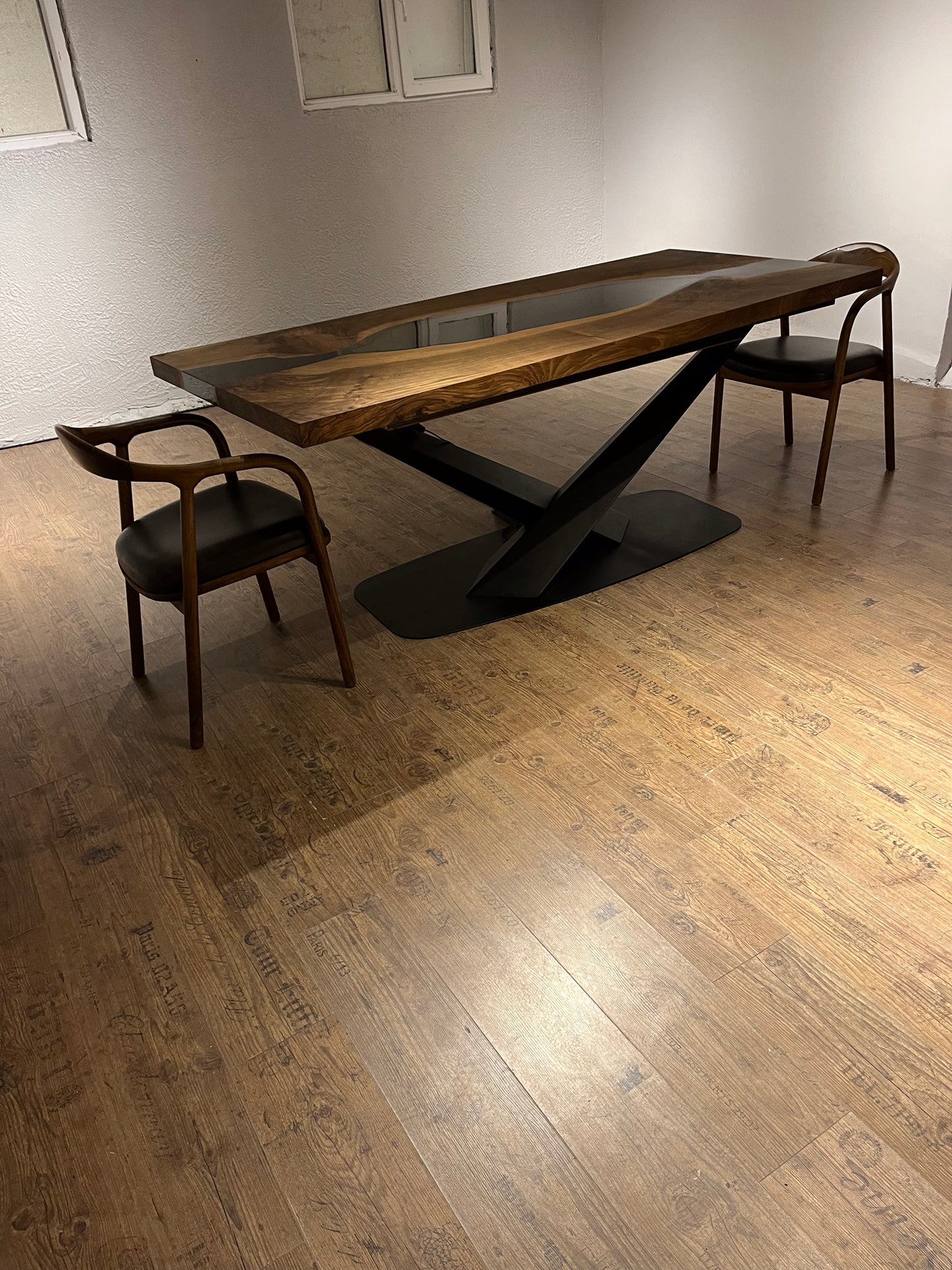 Luxury Walnut Epoxy River Table – Solid Wood Dining Table
