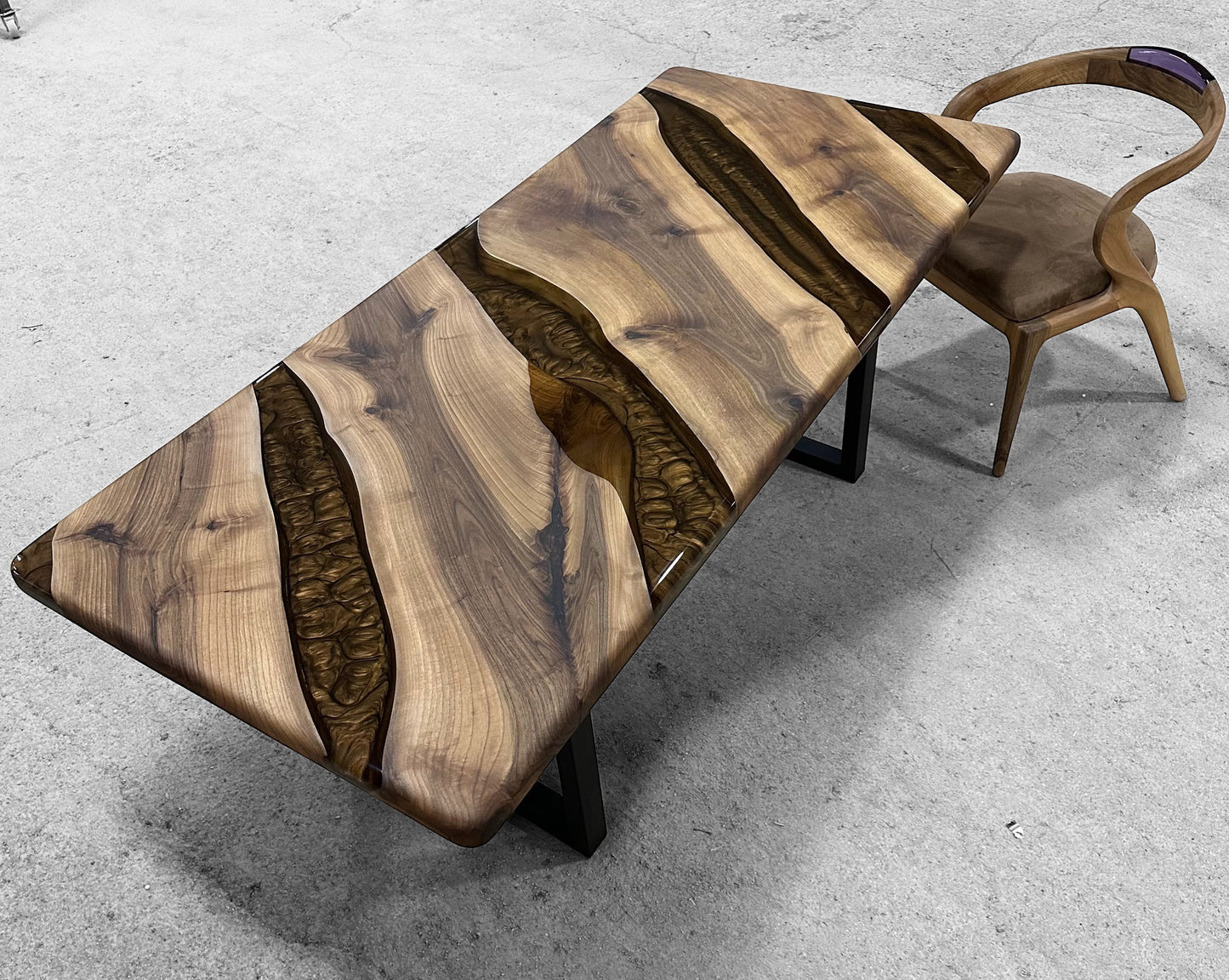 Handmade Walnut Epoxy River Dining Table – Solid Wood Luxury Table