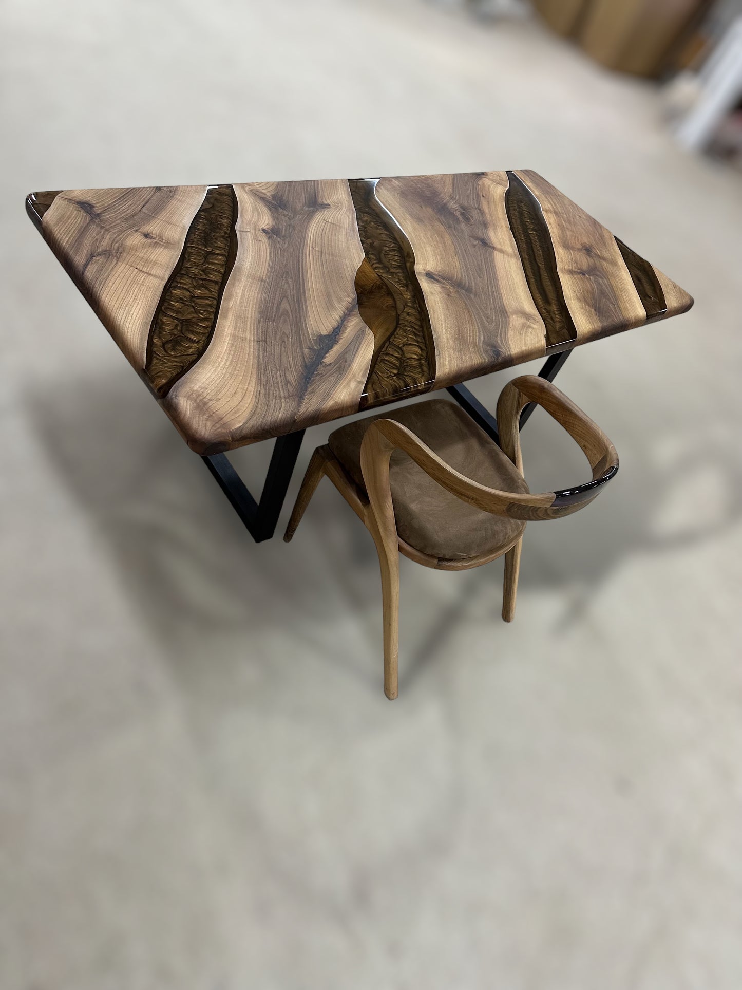 Handmade Walnut Epoxy River Dining Table – Solid Wood Luxury Table